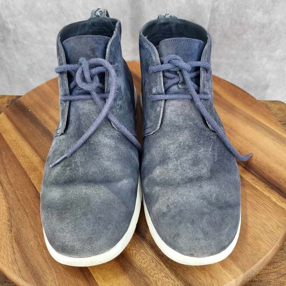 UGG  Freamon Chukka Boots Mens 9 Blue Suede Lace Up‎ Ankle 1007645